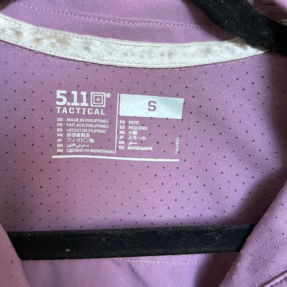 5.11 Tactical women’s snap button tailored short sleeve shirt size small - Picture 2 of 6